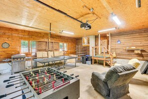 Interior - Log Cabin w/ Game Room & Fire Pit in Forestport! (Forestport)