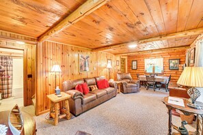 Interior - Log Cabin w/ Game Room & Fire Pit in Forestport! (Forestport)