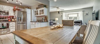 4 Mi to Dtwn: White Bear Lake Home w/ Large Yard