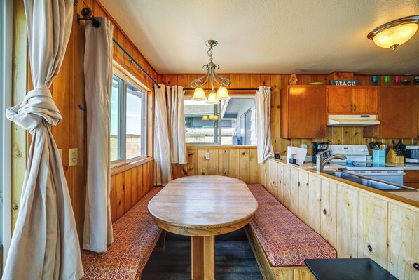 Cottage (2 Bedrooms) | Interior