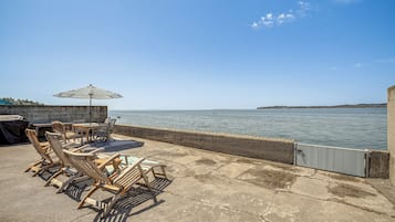 Cottage (2 Bedrooms) | Interior