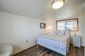 Cottage (2 Bedrooms) | Interior