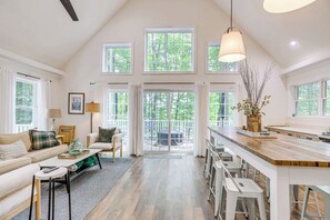 Interior - Treasure Lake Home w/ Deck: Walk to Bimini Lake! (DuBois)