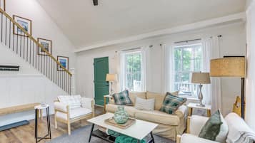 Rumah (5 Bedrooms) | Interior