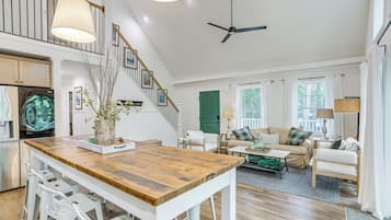 Rumah (5 Bedrooms) | Interior