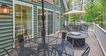 Treasure Lake Home w/ Deck: Walk to Bimini Lake!