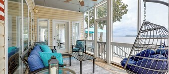 Waterfront Bliss: Wheeler Lake Retreat w/ Dock!