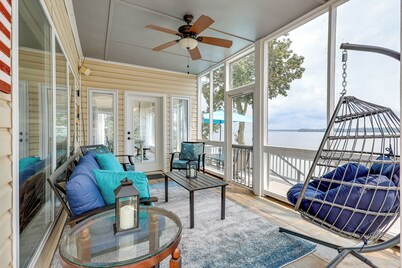 Waterfront Bliss: Wheeler Lake Retreat w/ Dock!