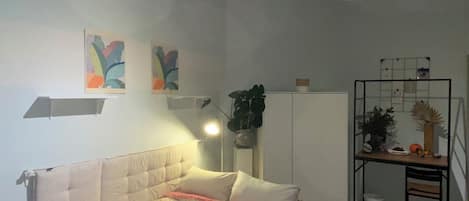 1 chambre, bureau, fer et planche Ă repasser, Wi-Fi