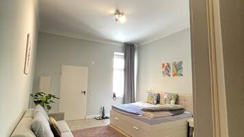 1 Schlafzimmer, Schreibtisch, Bügeleisen/Bügelbrett, WLAN