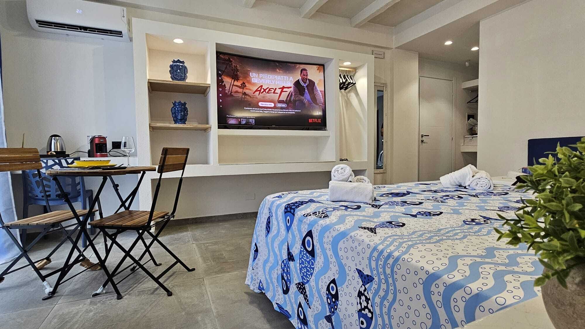 In-room safe, desk, blackout drapes, soundproofing