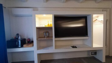 Deluxe Studio Suite, Ground Floor