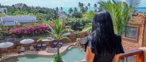 Deluxe Double Room, Beach View | Beach/ocean view