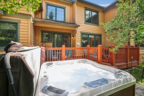 Stadtwohnung, 3 Schlafzimmer | Terrasse/Patio