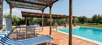 House in the Maremma with garden, pool and WiFi in Tuscany