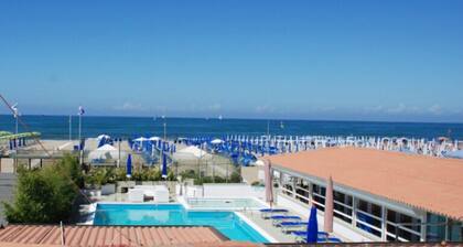 Tosca Beach&Breakfast Apt.Viareggio
