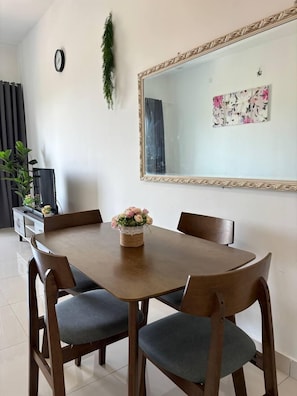 Family Condo, Balcony, City View | In-room dining