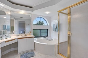 تجهيزات دش، مجففات شعر، مناشف