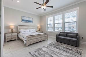 3 chambres, fer et planche à repasser, Wi-Fi gratuit, draps fournis