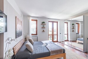 1 quarto, Wi-Fi de cortesia, roupa de cama