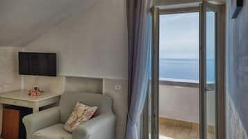 Chambre Double Panoramique, balcon, vue mer | Bureau, Wi-Fi gratuit