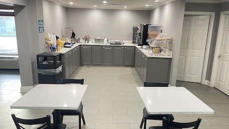 Desayuno continental incluido todos los días