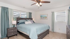 3 Schlafzimmer, Schreibtisch, Bügeleisen/Bügelbrett, kostenloses WLAN