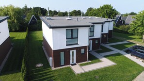 Front of property - Baltic Village - VIP-Haus (Damp)