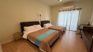 Family Studio, Balcony, City View | Iron/ironing board, free WiFi