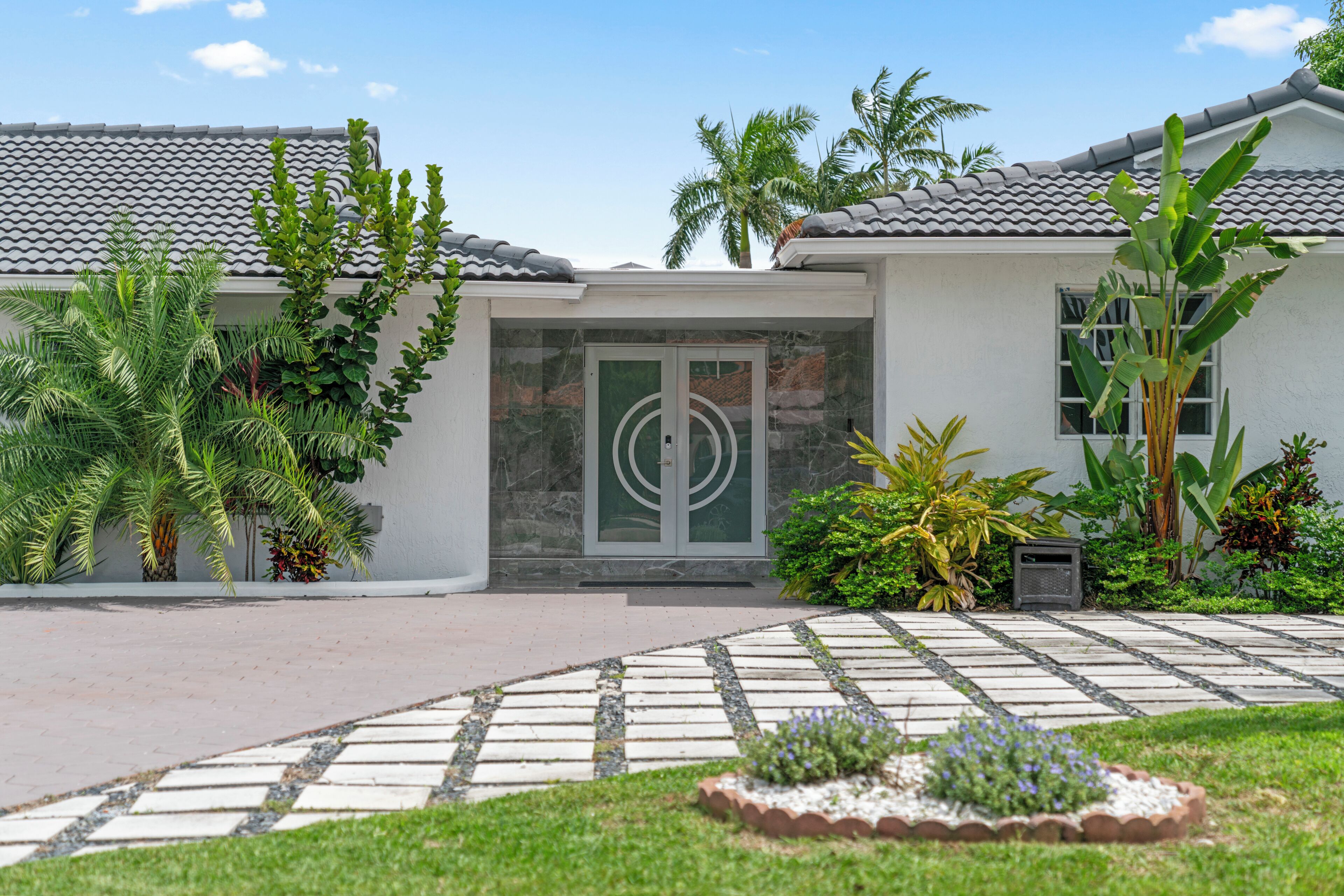 Spacious 7-bedroom house in awesome Miami with Game Room, heated pool & more