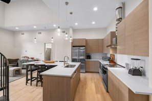 Fridge, microwave, oven, stovetop - Town Center The Franklin at Big Sky Unit #3I Luxury Condo (Big Sky)