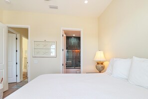 House, Multiple Beds (It's A Wonderful Life)