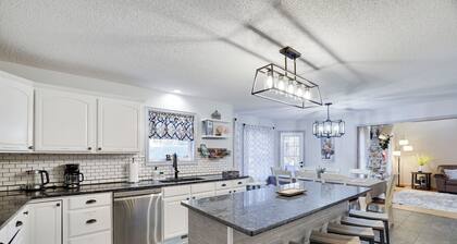 Spacious 6-bedroom Pocono Home with Hot Tub, Game and Theater rooms, Fire Pit!