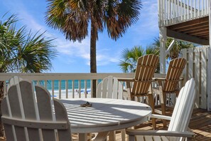 House, Multiple Beds (Barrier Dunes 156 - 11 Sand Dollar Dr) | Outdoor dining