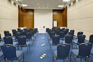 Comfort Room | Meeting facility