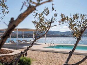 Estudio Confort, 1 cama de matrimonio, vistas al mar, junto a la piscina | Vistas desde la habitación