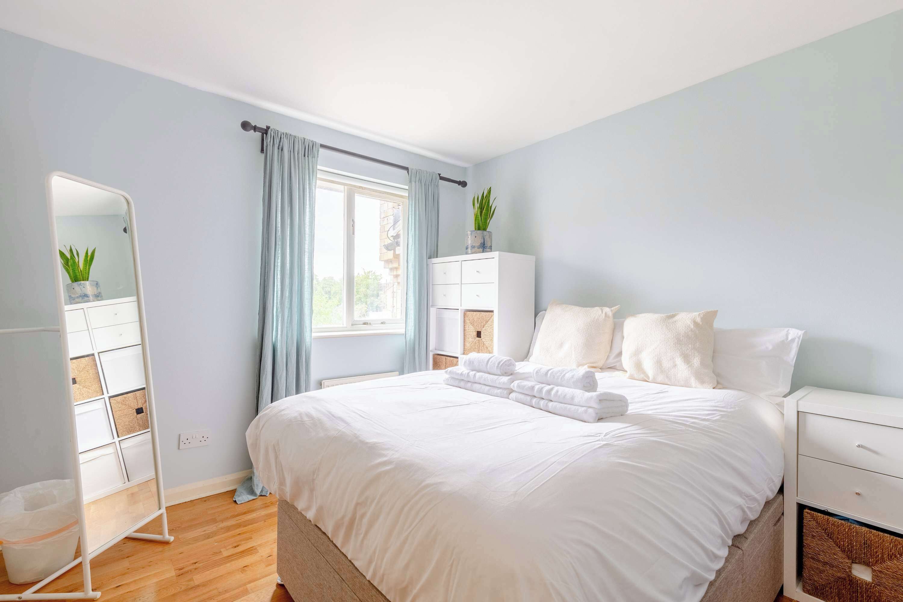 2 bedrooms, WiFi, bed sheets