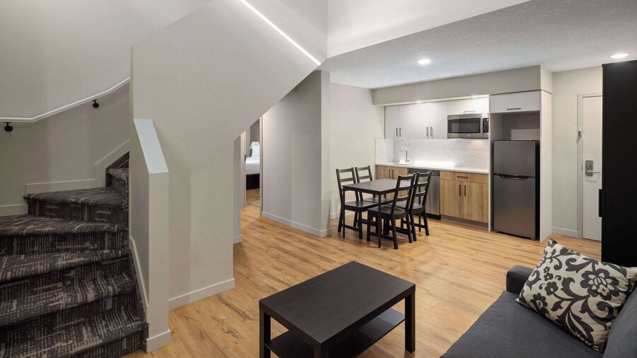 Baymont By Wyndham West Edmonton