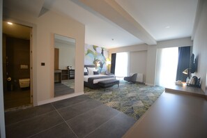 Room, 1 Double Bed with Sofa bed, Accessible | Premium bedding, iron/ironing board, rollaway beds, free WiFi - Wyndham Garden Cambasi (Kabadüz)