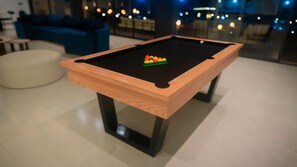 Games room - Luxury Villa in Marrakech with Pool, Jacuzzi, and Atlas Mountain Views (Marrakech)