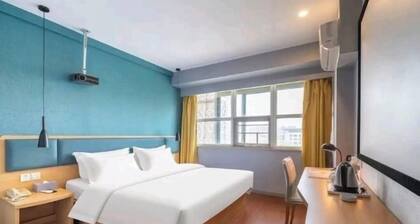 Nanchang Dijing Business Hotel
