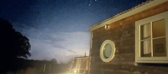 德文舒適小屋配私人熱水浴缸