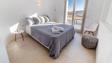 Studio, Sea View | Blackout drapes, soundproofing, iron/ironing board, free WiFi