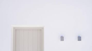 Habitación doble, vistas al mar | 1 dormitorio, cortinas opacas, sistema de insonorización