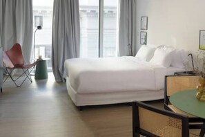 1 dormitorio, tabla de planchar con plancha, wifi gratis y ropa de cama