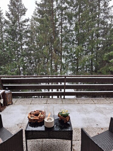 Wuthering Heights Apartment, lovely apartment at the foot of the ski slopes