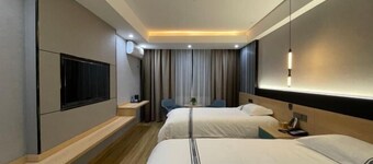 Urban Garden Hotel (Daye Yurun)