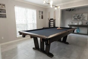 Spielezimmer
