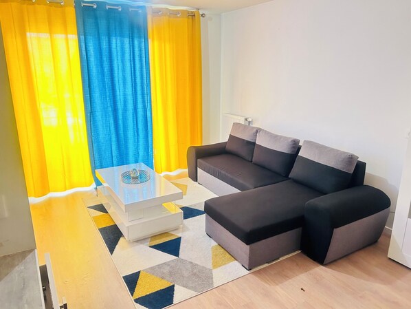 Smart TV, computer monitors, printers