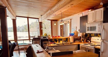 Beautiful cottage on a magical lake in St-Adolphe d'Howard in the Laurentians.